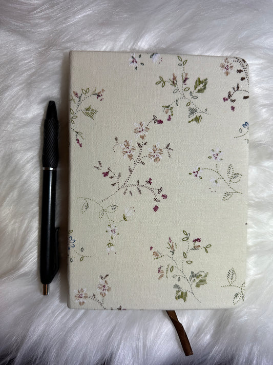 (L) Beige Flowers notebook